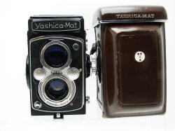 Yashica-Mat TLR 120 Medium Format Film Camera COPAL-MXV 80mm F/3.5 Twin Lens