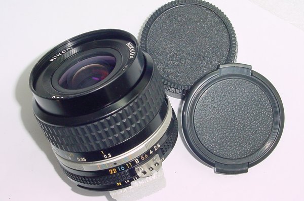 Nikon 35mm F/2.8 NIKKOR AIs Manual Focus Wide Angle Lens