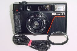 Nikon L35 AF 35mm Film Point and Shoot Compact Camera with 35mm F/2.8 Lens (ASA400)