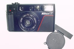 Nikon L35 AF 35mm Film Point and Shoot Compact Camera with 35mm F/2.8 Lens (ASA400)