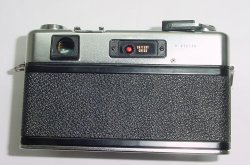 YASHICA ELECTRO 35 GSN 35mm Film Rangefinder Camera with 45mm F/1.7 Lens