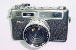 YASHICA ELECTRO 35 GSN 35mm Film Rangefinder Camera with 45mm F/1.7 Lens