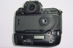 Nikon F5 35mm Film SLR Auto & Manual Focus Camera Body