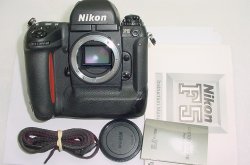 Nikon F5 35mm Film SLR Auto & Manual Focus Camera Body