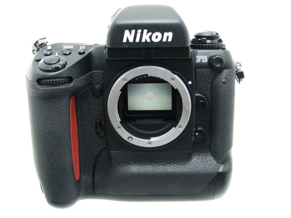 Nikon F5 35mm Film SLR Auto & Manual Focus Camera Body