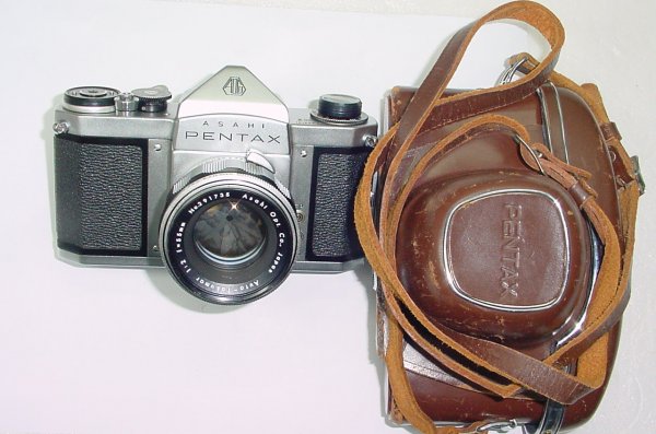 Pentax H2 Asahi 35mm Film SLR Manual Camera with Auto-Takumar 55mm F/2 Lens