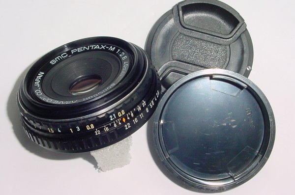 Pentax 40mm F/2.8 SMC-M Pancake Manual Focus Lens
