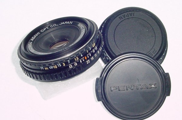 Pentax 40mm F/2.8 SMC-M Pancake Manual Focus Lens