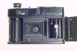 Rollei XF 35 35mm Film Rangefinder Camera with Sonnar 40mm F/2.3 Lens - Black