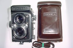 YASHICA 635 SX TLR 120 Medium Format Film Camera with 80mm F/3.5 Lens