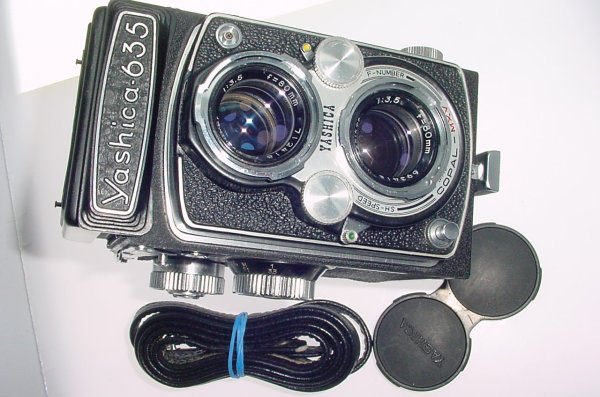 YASHICA 635 SX TLR 120 Medium Format Film Camera with 80mm F/3.5 Lens