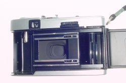 Olympus Trip 35 Film Compact Camera with Olympus 40mm F/2.8 D.Zuiko Lens