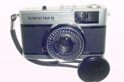 Olympus Trip 35 Film Compact Camera with Olympus 40mm F/2.8 D.Zuiko Lens