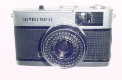 Olympus Trip 35 Film Compact Camera with 40mm F/2.8 D.Zuiko Lens