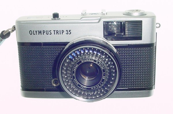 Olympus Trip 35 Film Compact Camera with 40mm F/2.8 D.Zuiko Lens