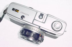 Olympus Trip 35 Film Compact Camera with 40mm F/2.8 D.Zuiko Lens