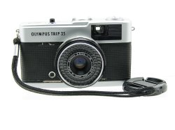 Olympus TRIP 35 Film Compact Camera with 40/2.8 D.Zuiko Lens