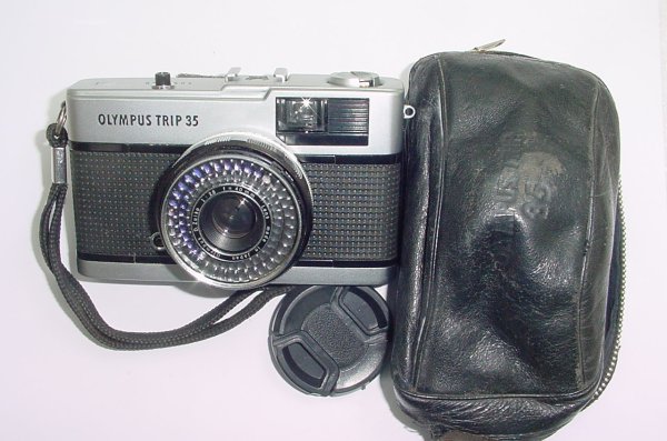 Olympus Trip 35 Film Compact Camera Olympus 40mm F2.8 D Zuiko Lens