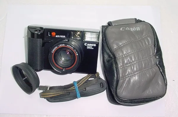Canon AF35ML 35mm AUTO Focus Point Shoot Camera with 40mm
