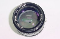 Nikon 85mm F/2 AIs NIKKOR Manual Focus Portrait Lens