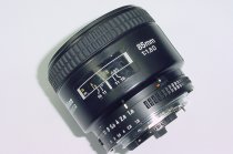 Nikon 85mm F/1.8 D AF NIKKOR Auto Focus Portrait Lens + Hood