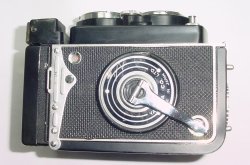 YASHICA-MAT EM 6x6 120 Film Medium Format Manual Camera 80mm F/3.5 Lens