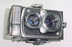 YASHICA-MAT EM 6x6 120 Film Medium Format Manual Camera 80mm F/3.5 Lens