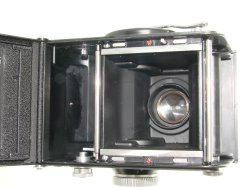 Yashica-MAT EM 6x6 120 Film Medium Format Manual Camera 80mm F/3.5 Lens