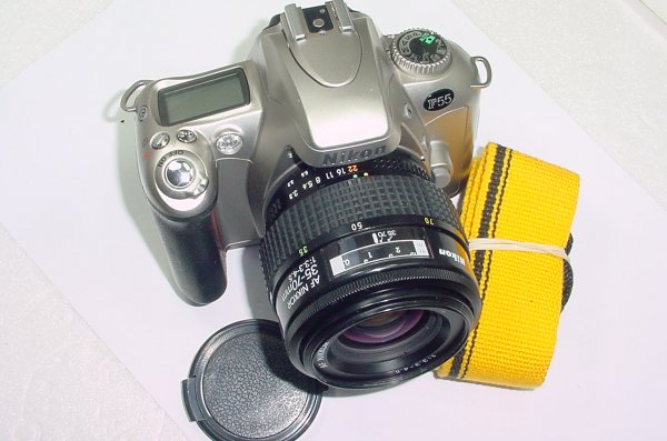 Nikon F55 35mm Film SLR Camera with Nikon 35-70mm F/3.3-4.5 AF Zoom Lens