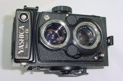 YASHICA Mat-124 G TLR 120 Medium Format Film Camera with 80mm F/3.5 TWIN Lens