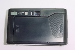 YASHICA T AF 35mm Film Point & Shoot Auto Focus Camera Carl Zeiss 35/3.5 Tessar T* Lens