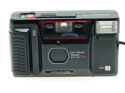 Yashica T AF 35mm Film Point & Shoot Camera Carl Zeiss 35/3.5 Tessar T* Lens