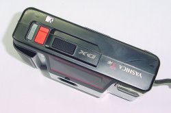 YASHICA T AF 35mm Film Point & Shoot Auto Focus Camera Carl Zeiss 35/3.5 Tessar T* Lens