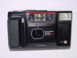 YASHICA T AF Point & Shoot Film Camera Carl Zeiss 35/3.5 Lens + Tele Converter