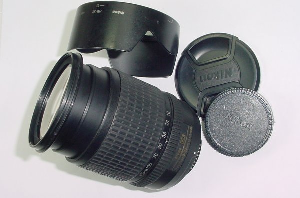 Nikon 18-135mm F/3.5-5.6G ED DX AF-S Auto Focus Zoom Lens