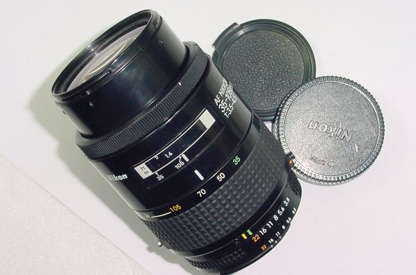 Nikon 35-105mm F/3.5-4.5 AF MACRO NIKKOR Zoom Lens