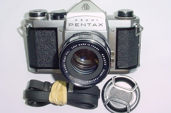 Pentax S1a ASAHI 35mm SLR Film Manual Camera with Super-Takumar 55mm F/2 Lens