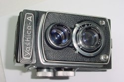 Yashica-A 120 Film Medium Format 6x6 manual Camera Yashikor 80mm f/3.5 Lens