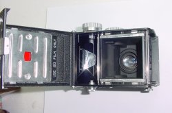 Yashica-A 120 Film Medium Format 6x6 manual Camera Yashikor 80mm f/3.5 Lens