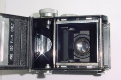 Yashica-A 120 Film Medium Format 6x6 manual Camera Yashikor 80mm f/3.5 Lens