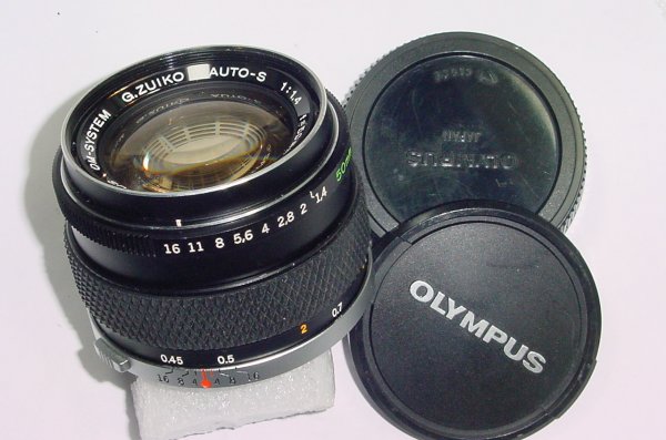 Olympus 50mm F/1.4 ZUIKO AUTO-S Standard Manual Focus OM-System Lens