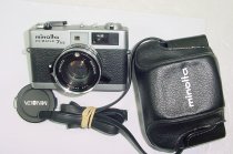 minolta HI-MATIC 7SII 35mm Film Rangefinder Camera with ROKKOR 40mm F/1.7 Lens