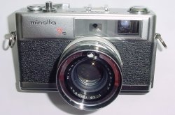 minolta HI-MATIC 7S 35mm Film Rangefinder Camera with ROKKOR 40mm F/1.7 Lens