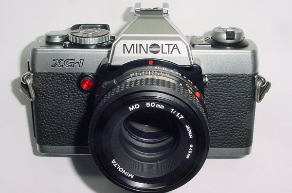 Minolta XG 1 35mm SLR Film Manual Camera + Minolta 50mm F/1.7 MD ROKKOR Lens
