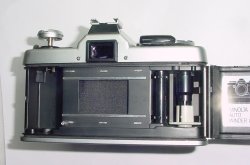 Minolta XG 1 35mm SLR Film Manual Camera + Minolta 50mm F/1.7 MD ROKKOR Lens