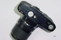 Pentax ME 35mm Film Manual SLR Camera with Pentax-M 135mm F/3.5 SMC Lens in Black
