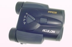 Nikon 8-24x25 4.6° at 8x Zoom Compact Binoculars