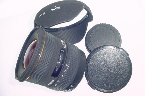 Sigma 10-20mm F/4-5.6 DC HSM EX Wide Angle Zoom Lens For Canon EF Mount