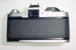 Canon AV-1 35mm Film SLR Manual Camera with Canon 35-70mm Zoom F/3.5-4.5 Lens