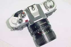 Canon AV-1 35mm Film SLR Manual Camera with Canon 35-70mm Zoom F/3.5-4.5 Lens